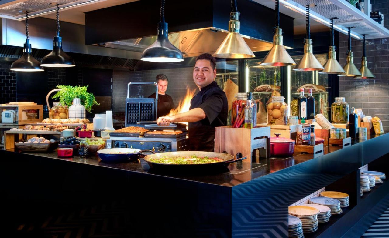 Qt Queenstown Extérieur photo A live kitchen