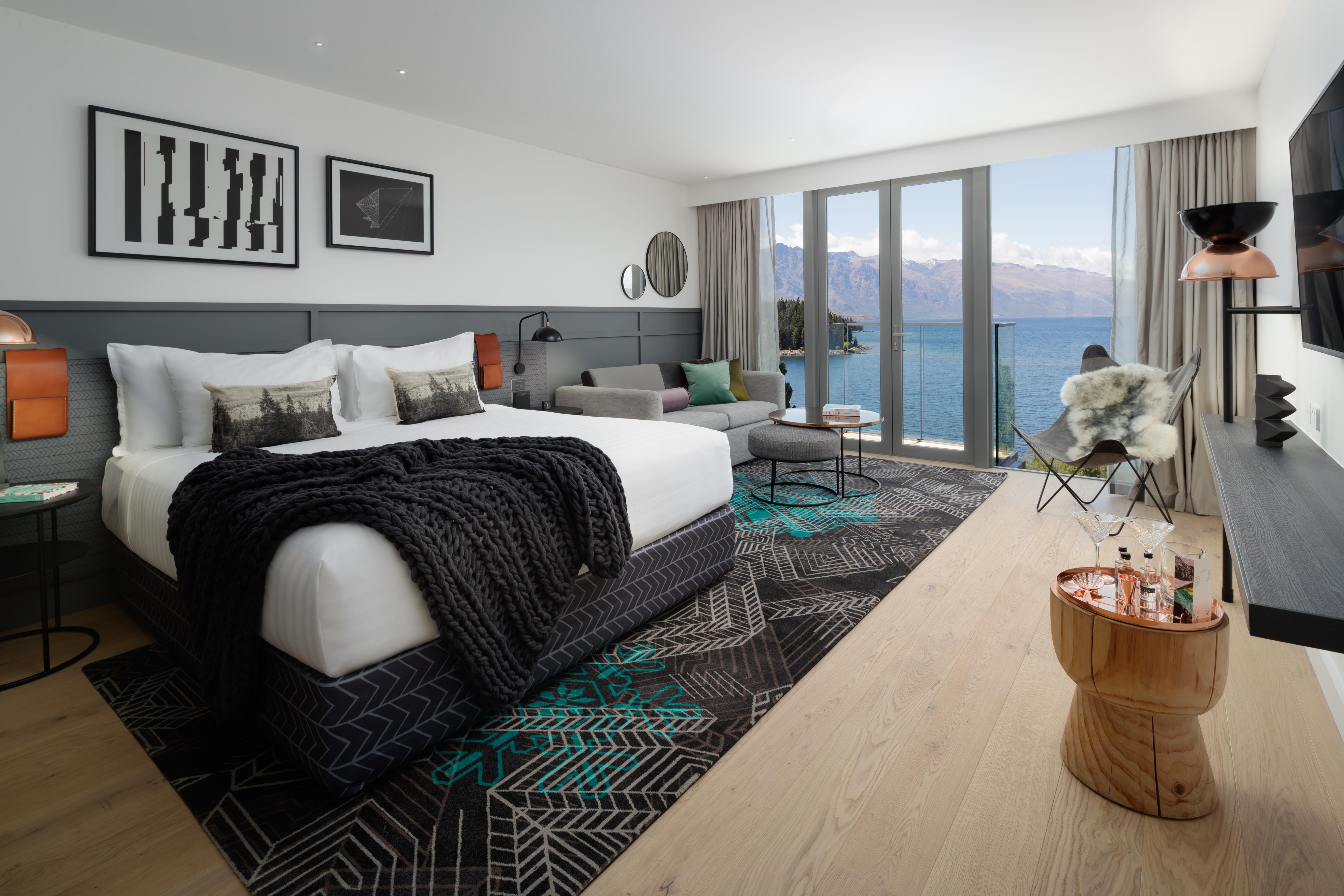 Qt Queenstown Extérieur photo The Hotel's Lakefront Suite
